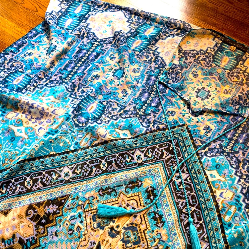 Aqua scarf caftan blouse w/gold threading - Sz S